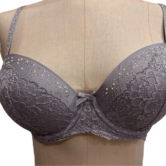 New Victoria’s Secret Dream Angels Rhinestone Pearl Demi Gray Bra Size 32DD - Picture 7 of 12